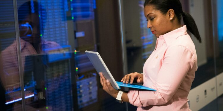 Peluang Karir IT: Bradford Cari Kepala Pengembangan, Apa Skill yang Dibutuhkan?