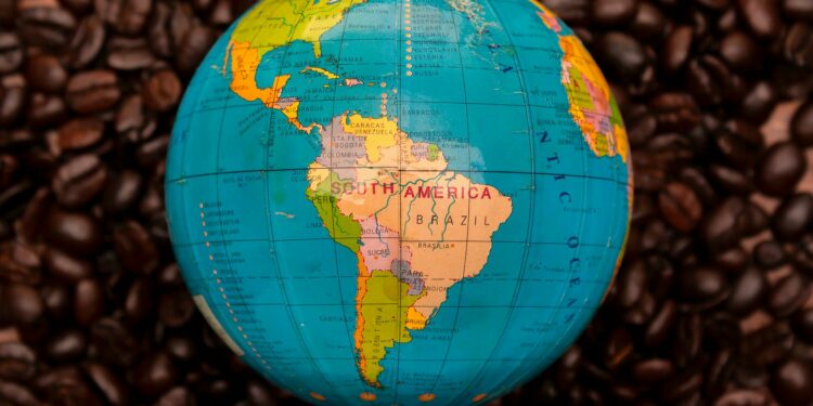 Gempuran Trump ke Venezuela: Analisis Mendalam dari Para Pemikir Dunia