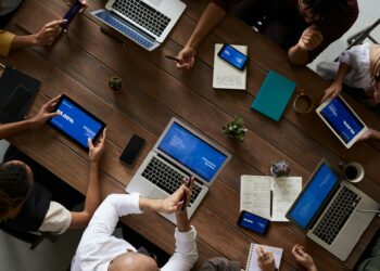 CEO Ragukan ROI AI: Mayoritas Bos Belum Lihat Manfaat Nyata Investasi Kecerdasan Buatan