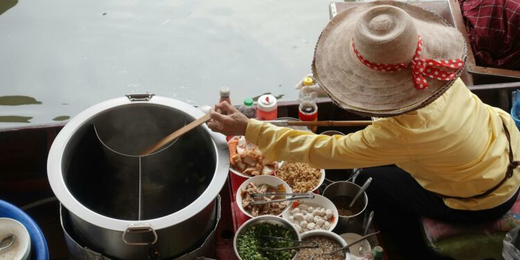 Tragedi Pasar Raya Salatiga: Ditemukan Meninggal di Kios, Diduga Tertidur