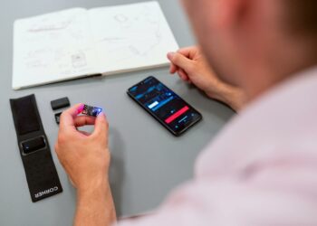 Envirotech Vehicles Gebrak Inovasi AI AZIO, Perkuat Kepatuhan Nasdaq