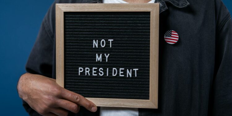 Perang Opini Publik: OpenAI Hadapi Gempuran Elon Musk Lewat Saluran Publik