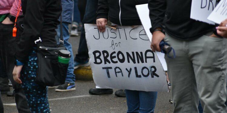 Jaringan Narkoba Internasional Terbongkar: Jaksa Tuntut Warga Ukraina dan Brasil Penjara