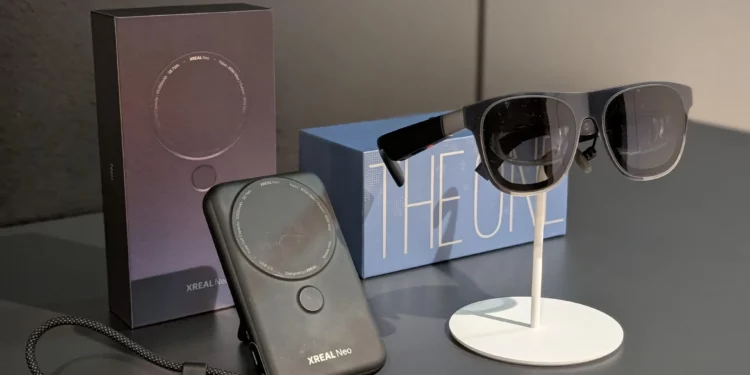 Xreal Neo: Dock AR Keren yang Bikin Kacamata Augmented Reality Makin Canggih