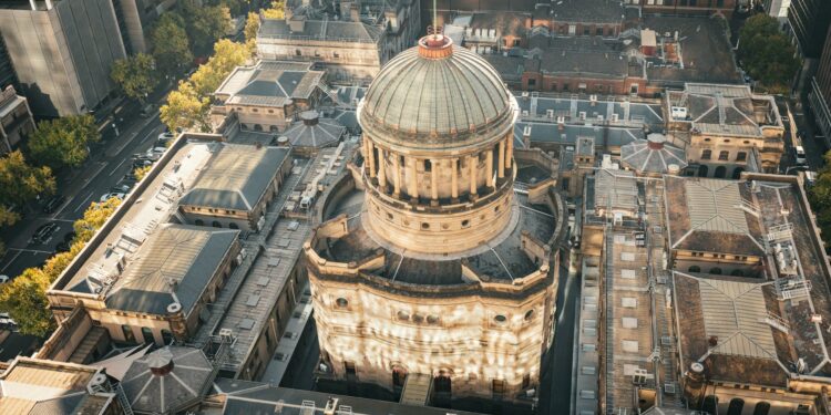 Mahkamah Agung AS Guncang Ekonomi: Implikasi Putusan Tarif yang Mengubah Permainan