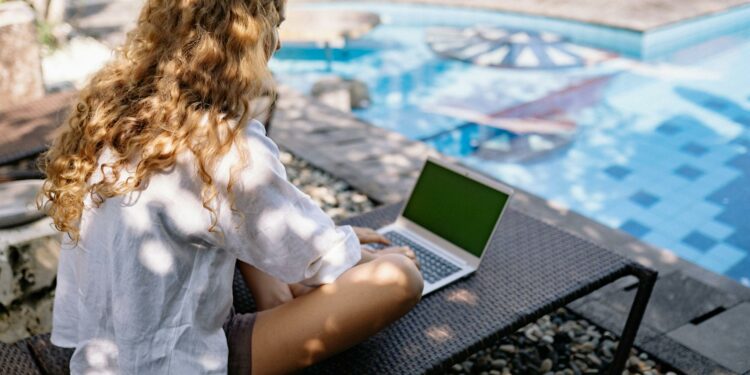 CEO Muda Ungkap Rahasia Keberhasilan Fleksibilitas Kerja: Laporan Baru Soroti Tren Global