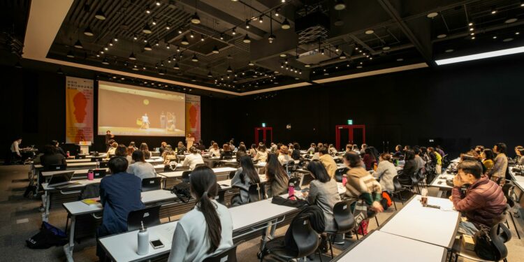 Tenggat Waktu Makin Dekat: Amankan Tiket Disrupt 2026 dengan Harga Terbaik!