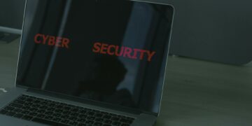 DEV Perkuat Benteng Digital: Inovasi Keamanan Siber dengan Kecerdasan Buatan