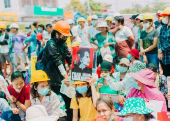 Myanmar: Gelombang Protes Demokrasi Berujung Duka, Nyawa Melayang di Balik Jeruji Besi