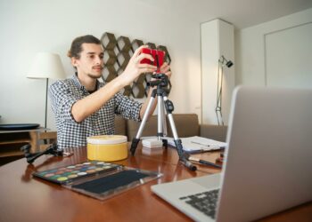 Paradoks Cuan Kreator: Pendapatan Iklan Tergerus, India Unggul di Era AI