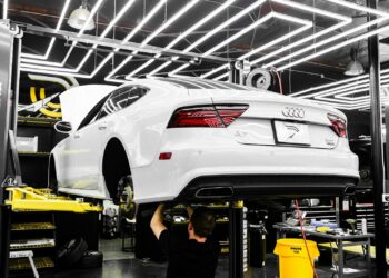 Strategi Eksklusif Uber: Akuisisi Blacklane untuk Dominasi Pasar Transportasi Mewah Global