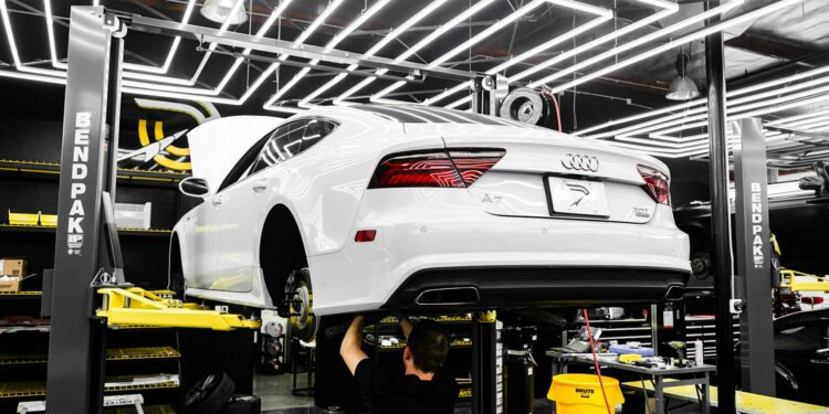 Strategi Eksklusif Uber: Akuisisi Blacklane untuk Dominasi Pasar Transportasi Mewah Global