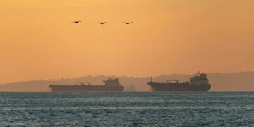 Lampu Hijau AS untuk Penjualan Minyak Iran: Jurus Jitu Tekan Harga Energi Dunia