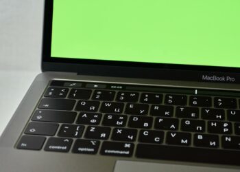 MacBook Air M3: Pembaruan Halus untuk Si ‘Pas’ dari Apple