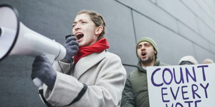 Miliarder Kripto Di Balik Jaringan ‘Anti-Woke’ di Jantung Politik Inggris