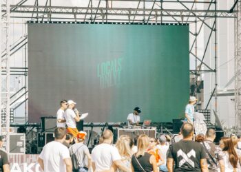 Dave Grohl: ‘Monster Validasi’ Mendorong Foo Fighters Kembali ke Akar Punk Rock dan Hadapi Kehidupan Pasca Perselingkuhan