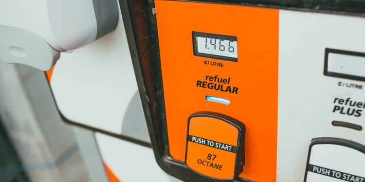 Ancaman Kenaikan Harga BBM: Subsidi Energi di Ambang Batas Anggaran