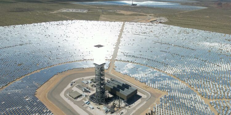 Meta Menyulap Malam Jadi Siang: Ambisi Energi Tanpa Henti dengan Tenaga Surya Antariksa