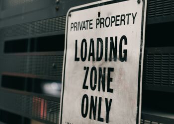 Badai Etika di Ranah Digital: Parlemen Sahkan Larangan Konten Pornografi Kontroversial, Industri Siap Beradaptasi?