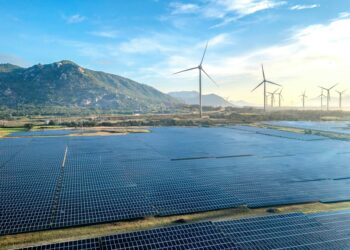 Revolusi Hijau Amazon: 9 Proyek Energi Terbarukan Siap Pacu Pusat Data di Australia