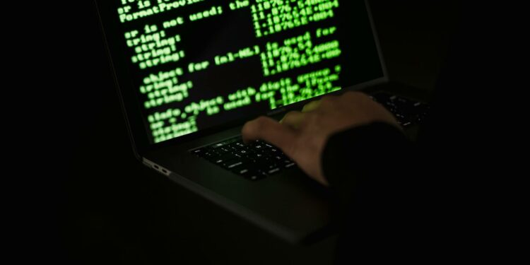 Jaring Penipuan Kripto-Asmara Terbongkar: AS Sanksi Senator Kamboja dan Jaringannya