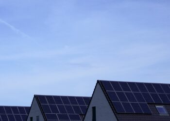 SolarSquare Bidik Pendanaan $60 Juta: India Menuju Puncak Revolusi Surya Atap dengan Dukungan Investor Global