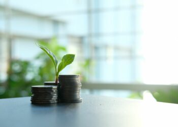 ROMA Green Finance: Menggali Potensi Investasi Hijau dengan Kekuatan AI dan Komputasi Super