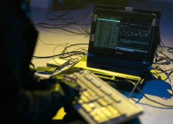 Guncang Dunia Teknologi: Mantan Eksekutif IBM Bongkar Skandal Dugaan Penutupan Kebocoran Data Massal