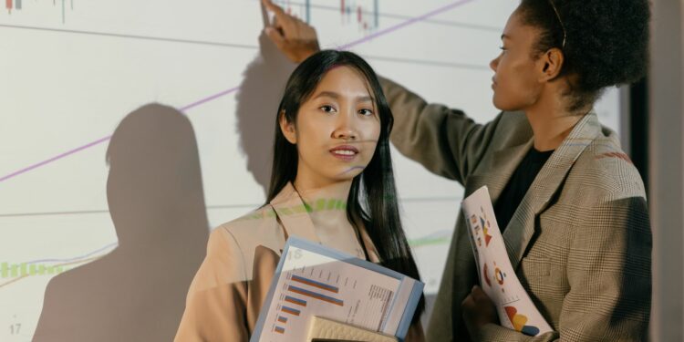 Muda, Berani, Miliarder: Kisah Sukses Startup $13 Juta di Usia 21