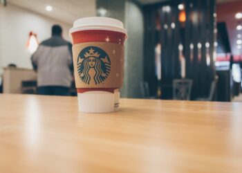 Ketika Kopi Pahit Menyeruak: Skandal Pemasaran Starbucks Korea Selatan yang Memicu Boikot Massal