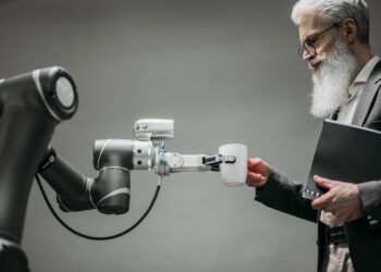 Viriora Merevolusi Pengambilan Keputusan Bisnis: AI Percakapan Hadirkan Analisis Skenario & Pemodelan Risiko Canggih