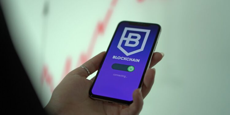 Revolusi Keamanan Memecoin BNB: MemeToro ($MT) Hadirkan ERC-8004, Akankah Dongkrak Harga BNB hingga 2026?